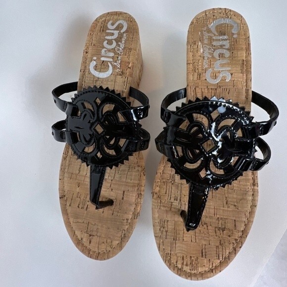 Circus by Sam Edelman Womens Wedge Sandals Size 8 M Black Patent "Rocky" EUC - Picture 2 of 6